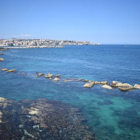 Casa * Avola