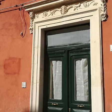 Casa *